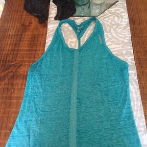 Lot of 2 women’s Reebok burnout tank/tee- sizeM